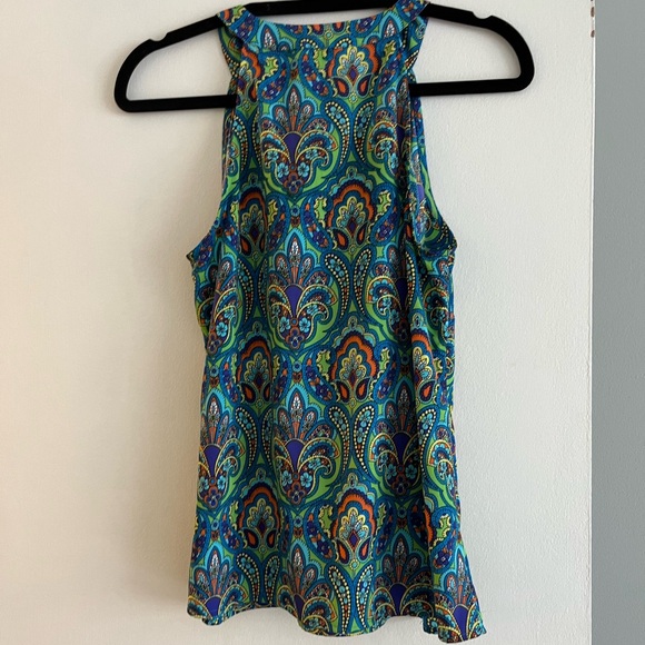 Banana republic colorful tank top. - Picture 2 of 4